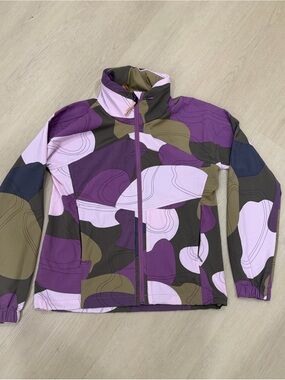 Inyeva Lightweight Hooded Jacket Purple/Olive Medium
